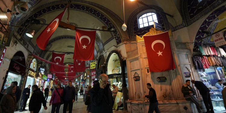 Capital Intelligence Ratings: Erdoğan'ın faizleri düşürme çağrısı Türkiye'yi daha kırılgan hale getiriyor