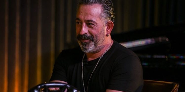 Cem Yılmaz: Bir bitmediniz be