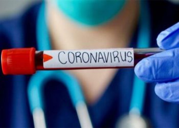 Coronavirus erkeklerde unutkanlık, kadınlarda saç dökülmesine neden oluyor
