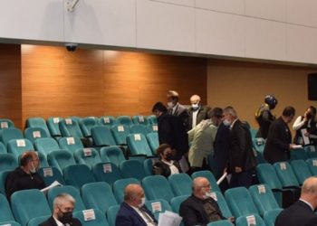 Cumhur İttifakı'nda 'Atatürk' krizi: AKP'liler salonu terk etti