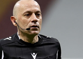 Cüneyt Çakır, Avrupa şampiyonaları tarihinde en çok maç yöneten hakem olarak tarihe geçti