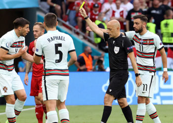 Cüneyt Çakır İspanya-Hırvatistan maçıyla tarihe geçti