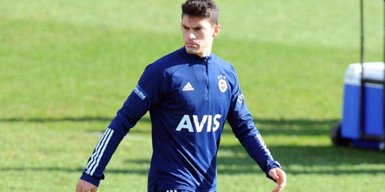 Diego Perotti, Fenerbahçe'den ayrılmak istediğini açıkladı