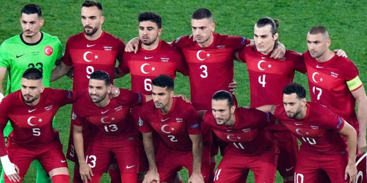 EURO 2020: Türkiye neden başarısız oldu?