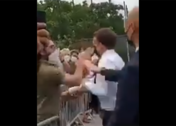 Emmanuel Macron’a tokatlı saldırı