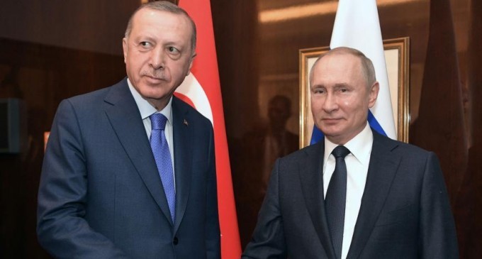 Erdoğan ile Putin telefonda görüştü