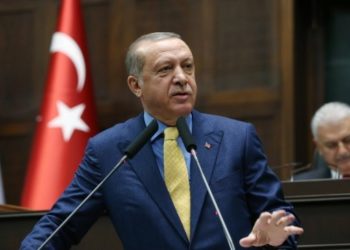 Erdoğan: Onurlu insanların başvurduğu istifa diye bir müessese vardır