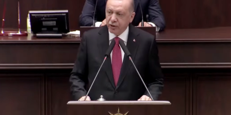 Erdoğan, vahim iddialara böyle cevap verdi: Kaybedecek zamanımız yok!