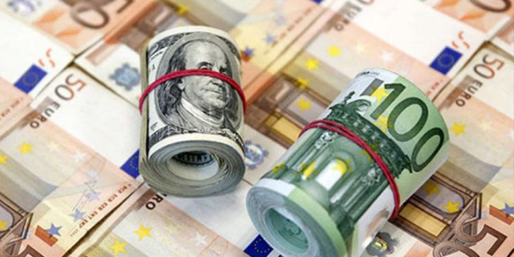 Euro, dolar karşısında son 2 ayın en düşük seviyesine geriledi
