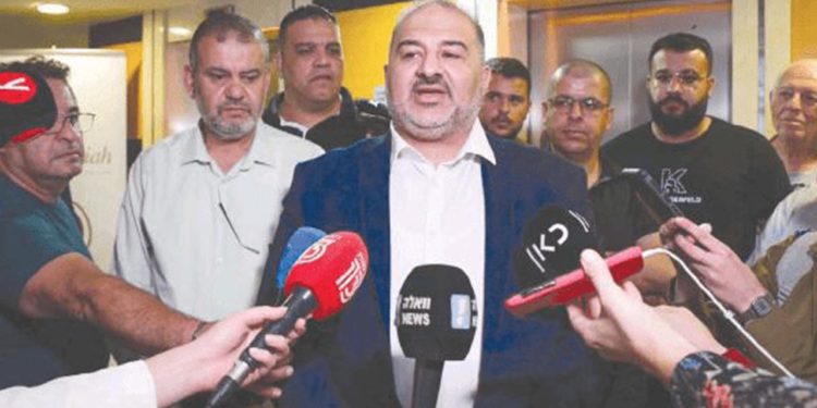 Fehmi Koru: ABD bir başka ülkenin siyasetine karışır mı? İktidar yıkar, yeni hükûmet kurmaya kalkar mı?