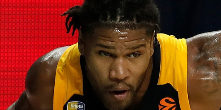 Fenerbahçe Beko, ABD'li pivot Devin Booker ile anlaşma sağladı