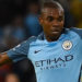 Fernandinho bir sezon daha Manchester City'de