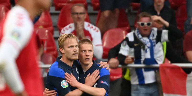 Finlandiya, Danimarka'yı tek golle geçti