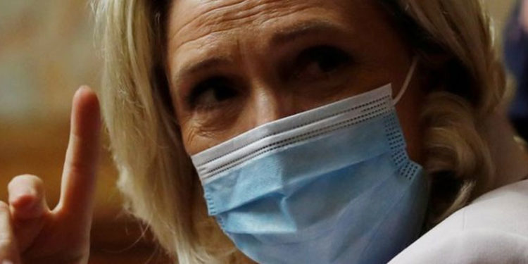 Fransa'da aşırı sağ bölgesel seçimlerde zafer kazanamadı