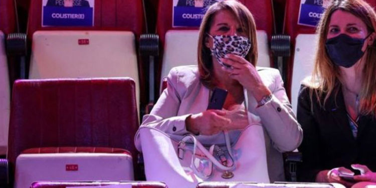 Fransa'da genç seçmenler sandığa neden gitmiyor?