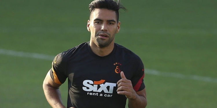 Galatasaraylı Falcao koronavirüse yakalandı
