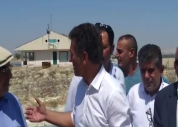 Gaziantep'te fıstık üreticileriyle buluşan CHP'li Sarıbal'dan AKP'ye tepki: Nerenin hükümetisiniz?