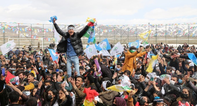 HDP çalışanları: Mücadeleyi durduramazlar