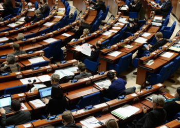 Hapisteki vekiller “siyasi tutuklu”