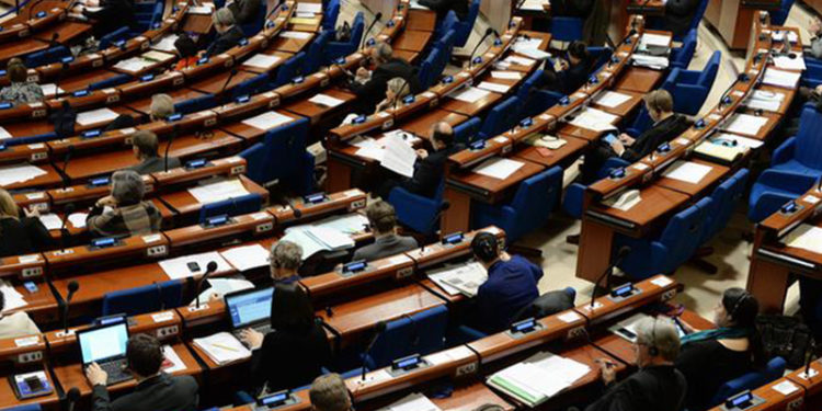 Hapisteki vekiller “siyasi tutuklu”