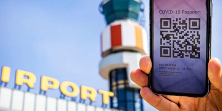 Hollanda 'çok riskli bölge' ilan ettiği İngiltere'den gelenlere zorunlu karantina uygulayacak