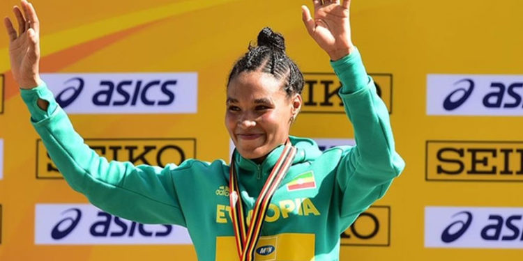 Kadınlar 10 bin metrede dünya rekorunun yeni sahibi Etiyopyalı Gidey