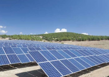 Kalyon Karapınar 271 MW kurulu güçle Türkiye'nin en büyük güneş enerjisi santrali oldu