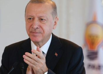Karar yazarı Akyol: İktidarının 19. yılında Erdoğan’ın “ihalelerin mutlaka şeffaf olmasını” istemesi, belli ki seçimlere hazırlığın bir parçasıdır
