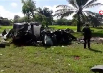 Kolombiya’da helikopter düştü: 5 narkotik polisi hayatını kaybetti