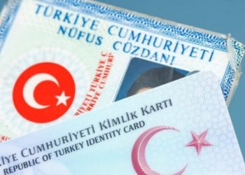 Kuzey Kıbrıs'a gidecek T&uuml;rk vatandaşlarına yeni tip kimlik kartı zorunluluğu getirildi