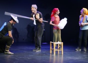 Kürtçe Don Kişot oyunu büyük beğeni topladı