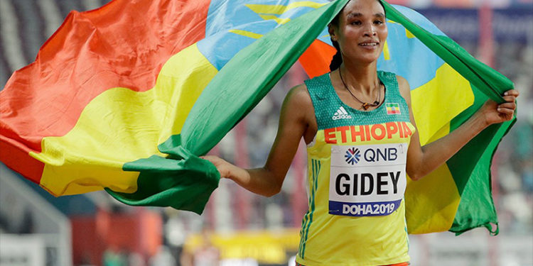 Letesenbet Gidey, kadınlar 10 bin metrede dünya rekoru kırdı