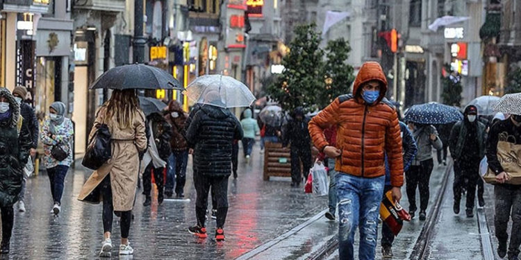 Marmara Bölgesi'nde sıcaklıkların mevsim normallerinin 2 ila 4 derece altında olması bekleniyor