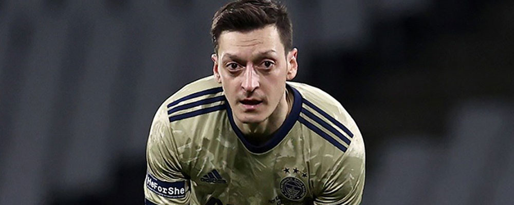 Mesut Özil, Meksika'da bir kulübün hissedarı oldu