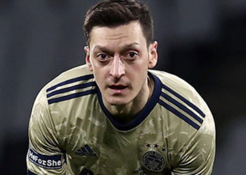 Mesut Özil, Meksika'da bir kulübün hissedarı oldu