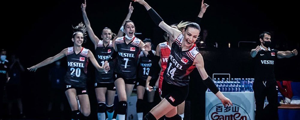 Milli voleybolcu Eda Erdem, Milletler Ligi'nde "Rüya Takım"a seçildi