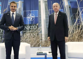 NATO Zirvesi kapsamında Cumhurbaşkanı Erdoğan Yunanistan Başbakanı Miçotakis ile görüştü