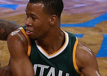 NBA'de yılın savunma oyuncusu olarak Gobert seçildi