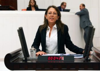 Oya Ersoy: Daha HDP üyesi olmadan HDP'nin kapatılmasına neden olmuşum