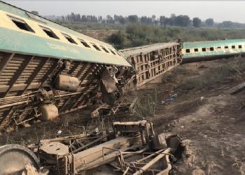 Pakistan’da korkunç tren kazası: 30 ölü, 50 yaralı
