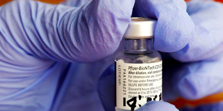 Prof. Dr. Derya Unutmaz: Sinovac olan risk grubundakilerin 3. doz Biontech olmasını tavsiye ediyorum