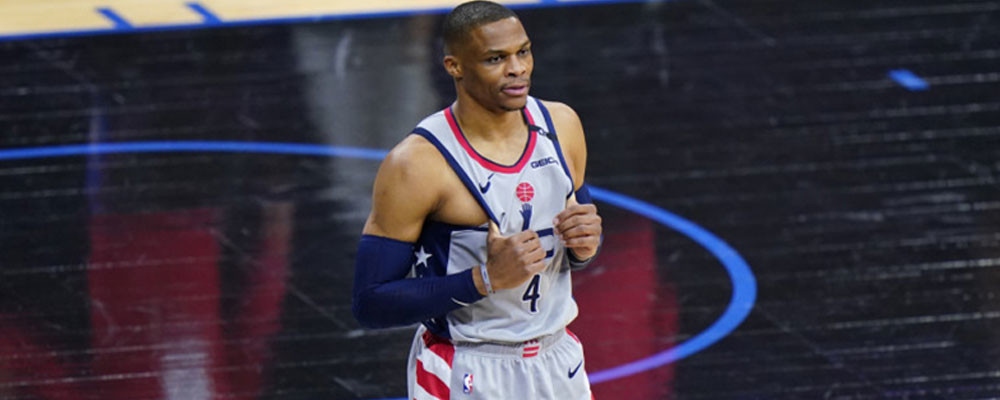 Russell Westbrook, NBA Playoff'larında tarihe geçti