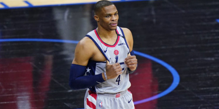 Russell Westbrook, NBA Playoff'larında tarihe geçti