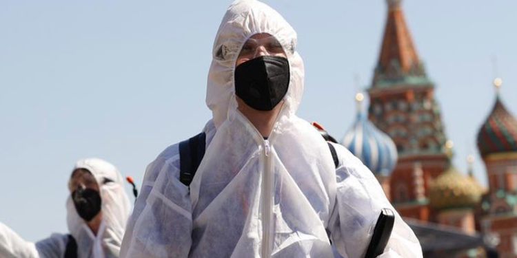 Rusya'da koronavirüs vaka sayısı hızla artıyor