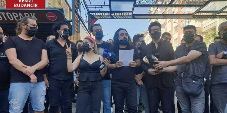 'Sahne emekçilerine, müzisyenlere destek paketleri açıklanmalı'