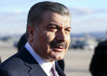 Sağlık Bakanı Koca: Salgın iyice geriledi, yenileceği gün çok yakın