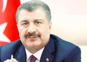 Sağlık Bakanı Koca: Spor müsabakaları, sayıları belirlenerek tedbirlerle seyircili oynanabilecek