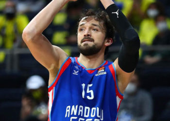 Sertaç Şanlı, Barcelona ile anlaştı