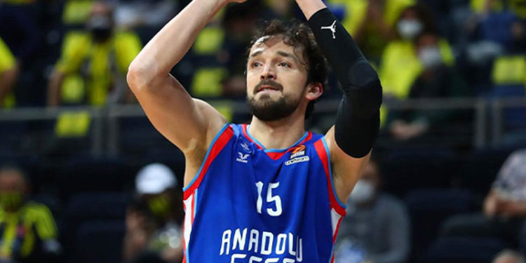 Sertaç Şanlı, Barcelona ile anlaştı