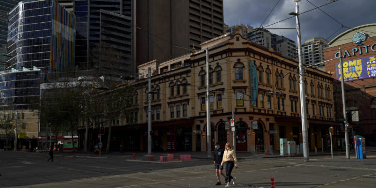 Sidney'de Delta varyantı nedeniyle iki haftalık kapanma başladı